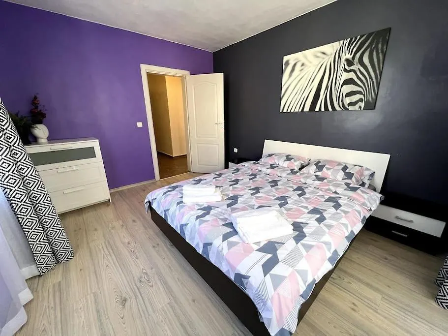 Lovely 2-Bedroom Rental Unit In Sofia Bulgarije