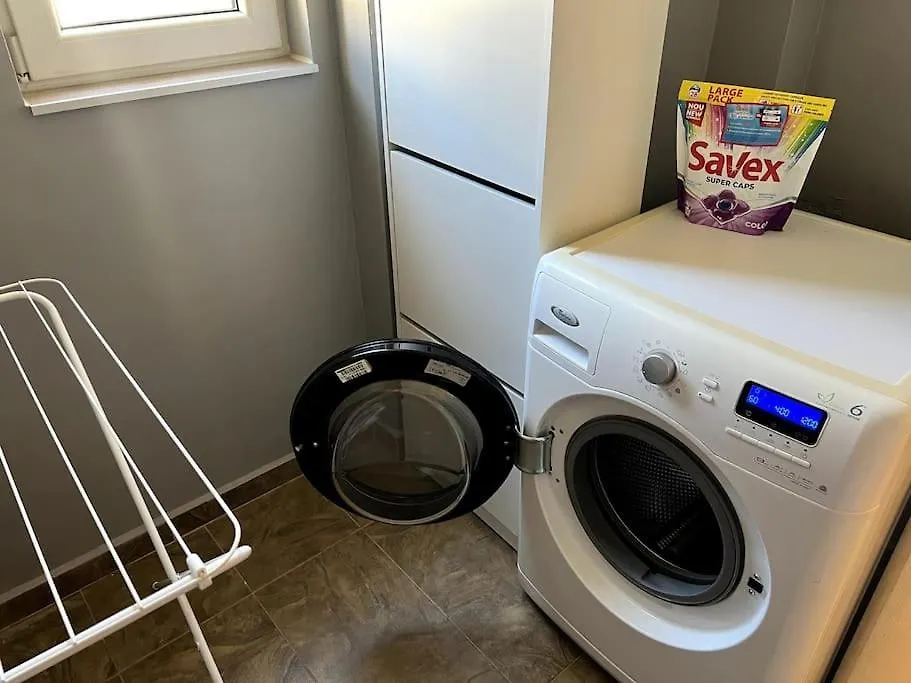 Lovely 2-Bedroom Rental Unit In Sofia Apartment
