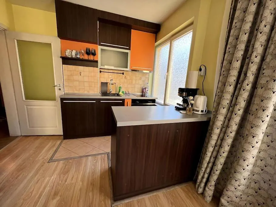 Apartment Lovely 2-Bedroom Rental Unit In Sofia